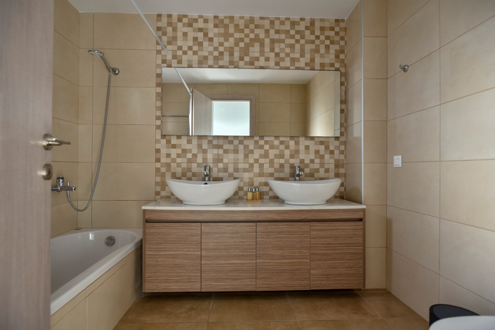 Image No.29-2 Bed House for sale