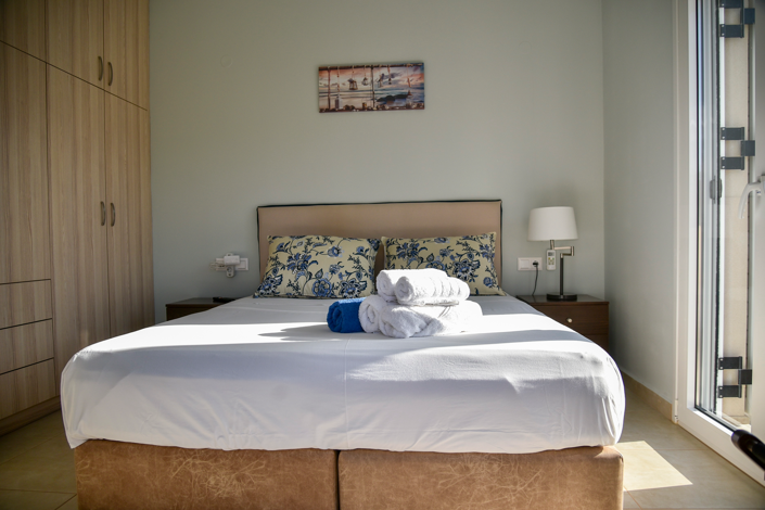 Image No.34-2 Bed House for sale