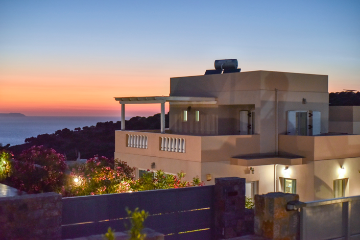 Image No.4-2 Bed House for sale