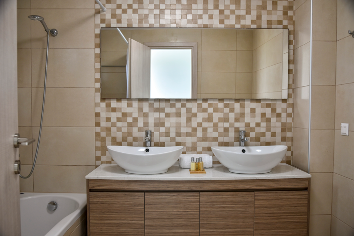 Image No.41-2 Bed House for sale