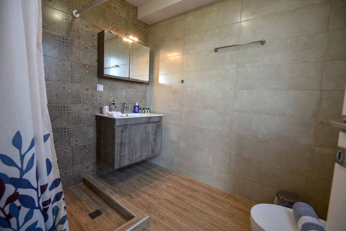 Image No.34-2 Bed House for sale