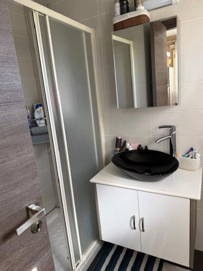 Image No.14-3 Bed Property for sale