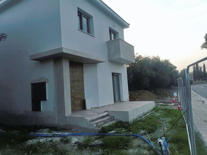 Image No.11-4 Bed Property for sale