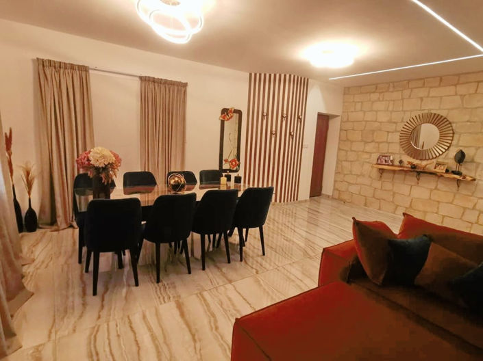 Image No.7-4 Bed Property for sale