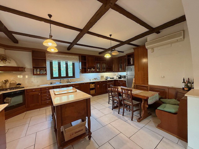 Image No.19-4 Bed Villa for sale