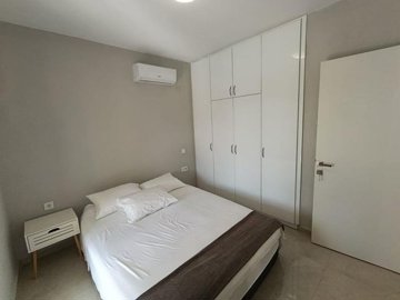 730c795a-2034-4250-9b93-7dab8c701337