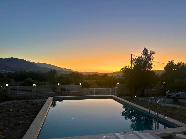 Image No.26-2 Bed House for sale