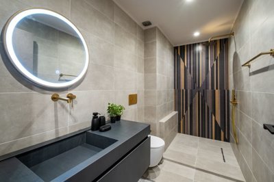 513f3aa4-cf0f-4eab-a6e7-81c07d070b84