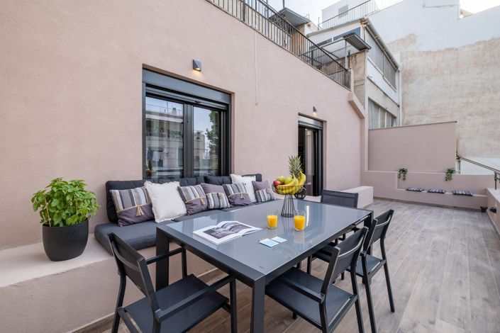 Image No.19-5 Bed Apartment for sale