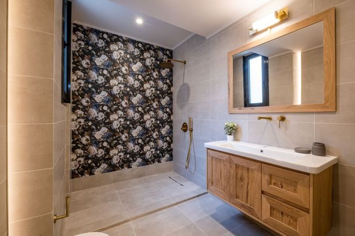 Image No.20-5 Bed Apartment for sale