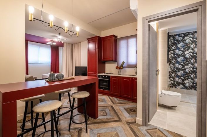 Image No.21-5 Bed Apartment for sale