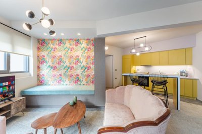 7a36b7b2-0119-46c7-a47d-4b03156b21a5