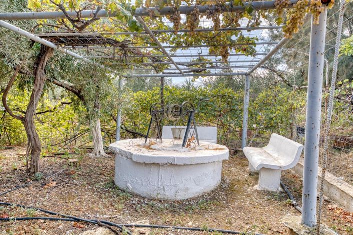 Image No.14-4 Bed House for sale