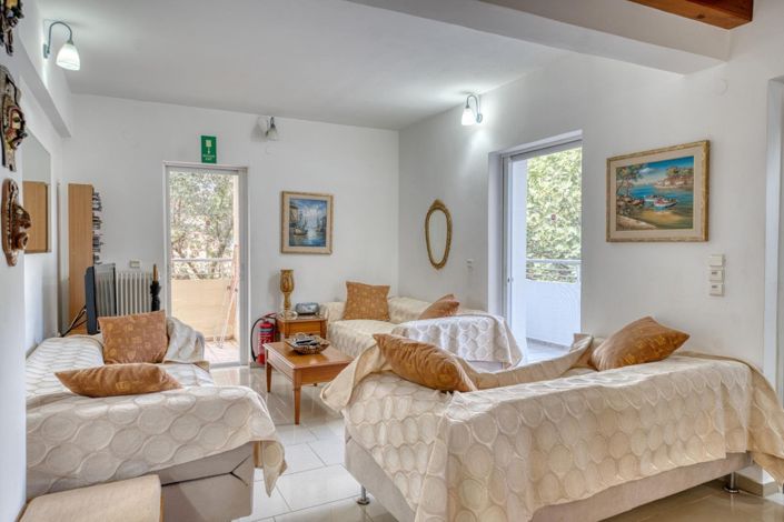 Image No.23-4 Bed House for sale