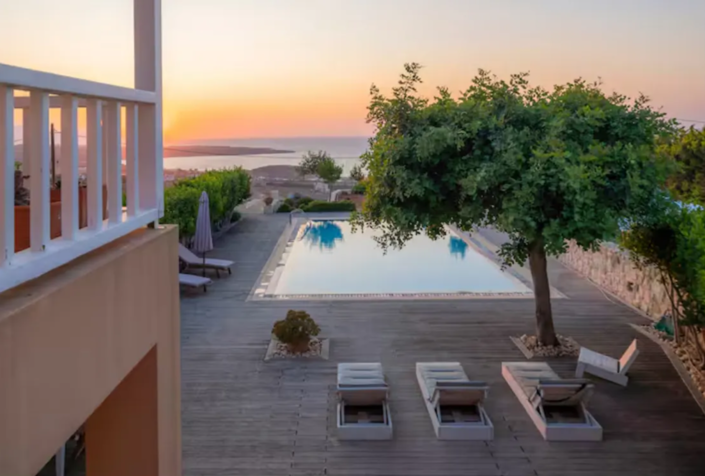 Image No.2-4 Bed House for sale