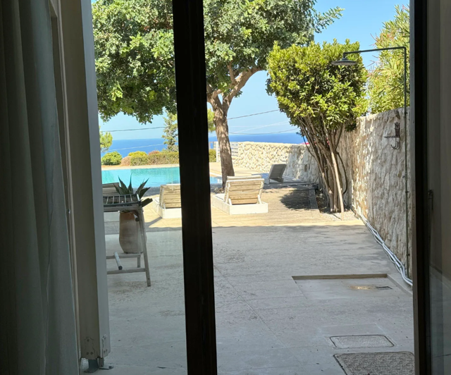 Image No.22-4 Bed House for sale