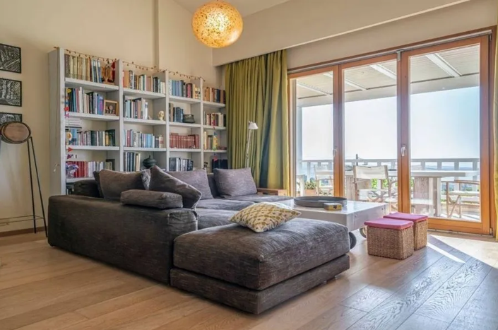 Image No.5-4 Bed House for sale