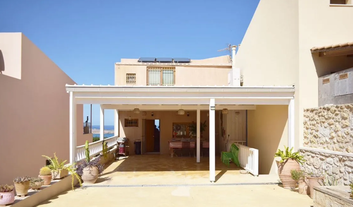 Image No.7-4 Bed House for sale