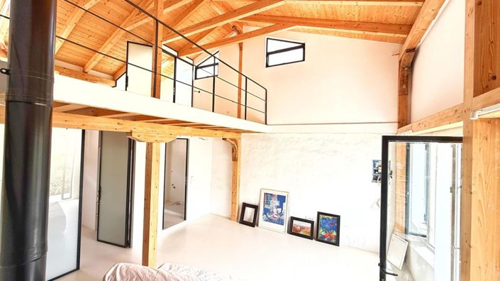 Image No.10-3 Bed House for sale