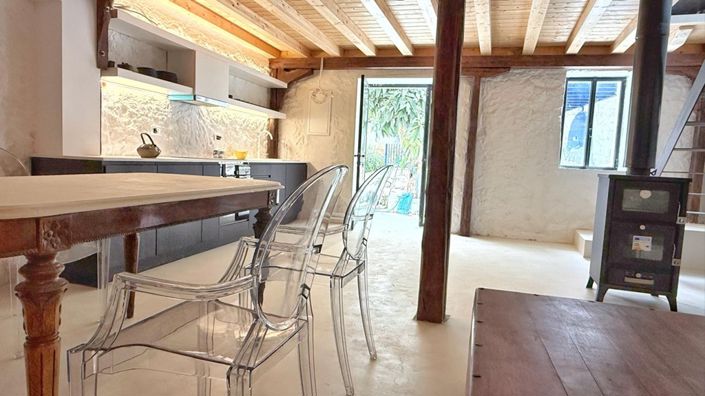 Image No.6-3 Bed House for sale