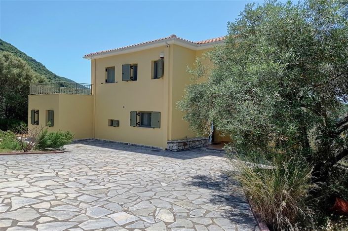 Image No.5-Maison de 3 chambres à vendre à Poros