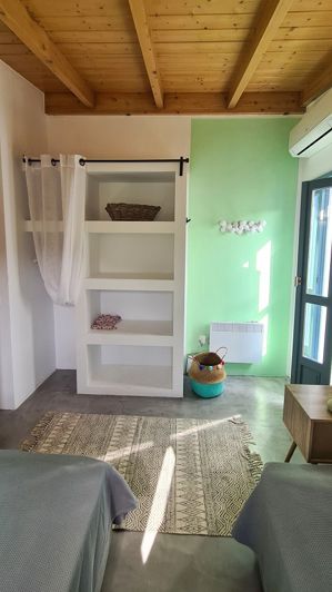 Image No.8-3 Bed House for sale