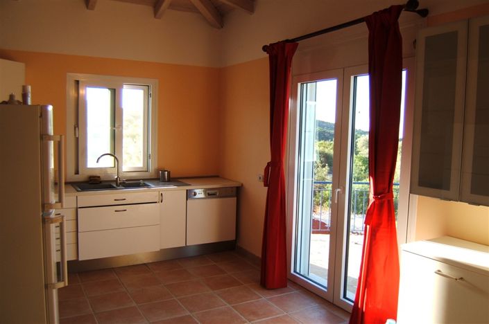 Image No.7-5 Bed House for sale