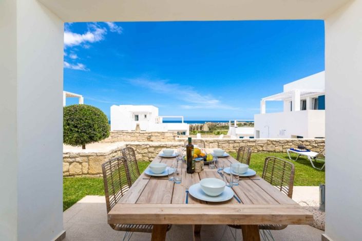 Image No.17-3 Bed Apartment for sale