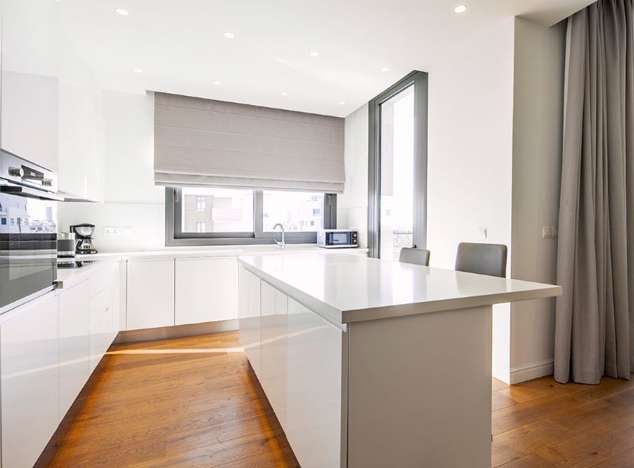 Image No.17-3 Bed Apartment for sale