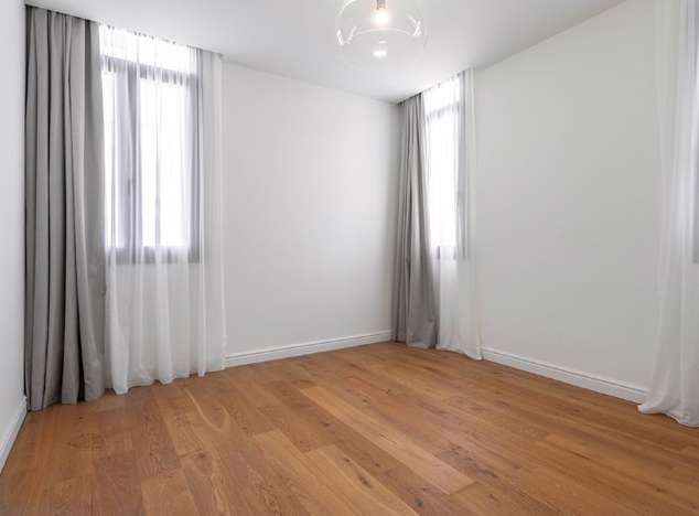 Image No.24-3 Bed Apartment for sale