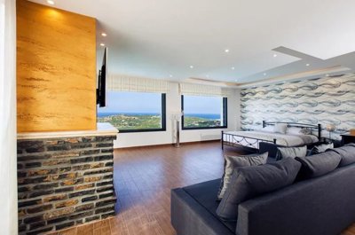 67304aee-d6e3-4095-b2dc-6c7f7180e1b7