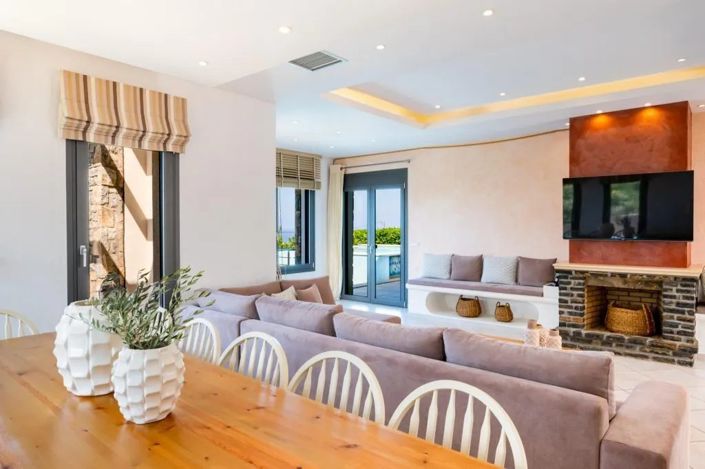 Image No.8-Maison de 6 chambres à vendre à Vrachasi