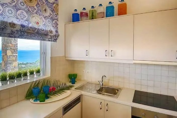 Image No.10-4 Bed House for sale