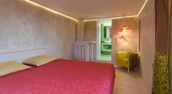 Image No.13-4 Bed House for sale