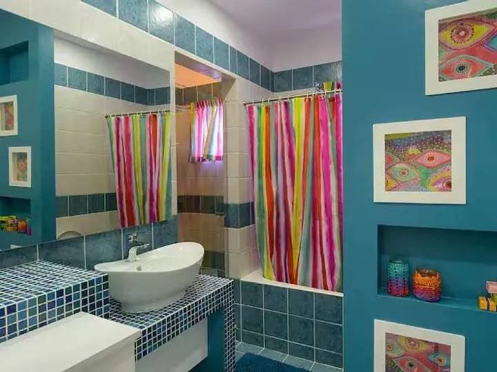 Image No.18-4 Bed House for sale