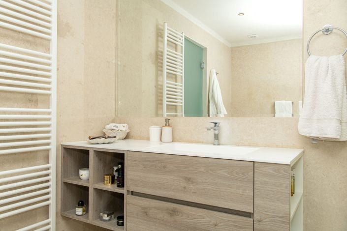 Image No.8-3 Bed House for sale