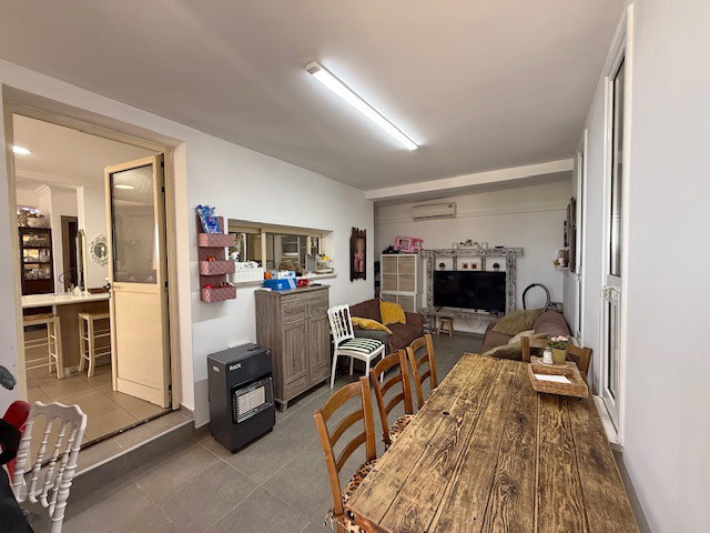 Image No.9-3 Bed Property for sale