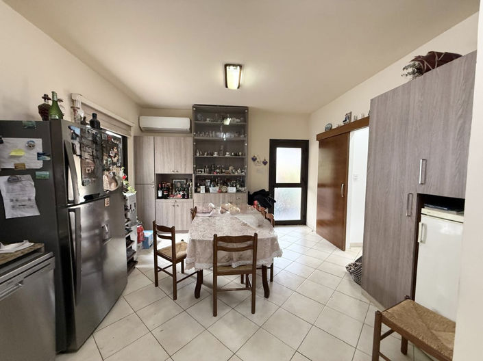 Image No.7-Propriété de 3 chambres à vendre à Oroklini