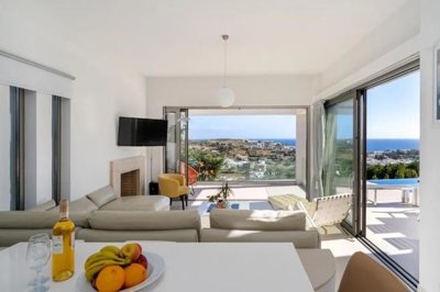 24c4e4e0-9284-4093-85c8-17df5cbdd979