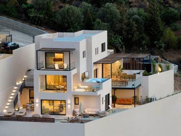 1 - Heraklion, House