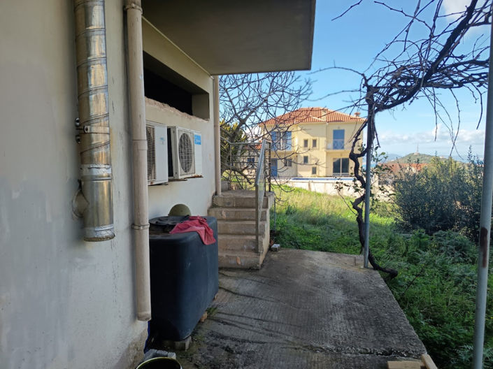 Image No.10-3 Bed Apartment for sale