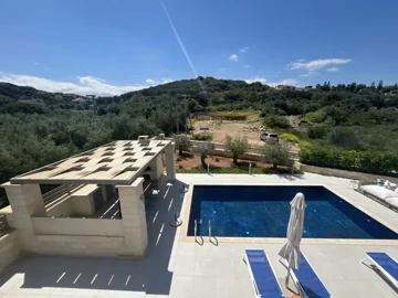 e1525687-3681-46ab-9179-23e638ab30a0