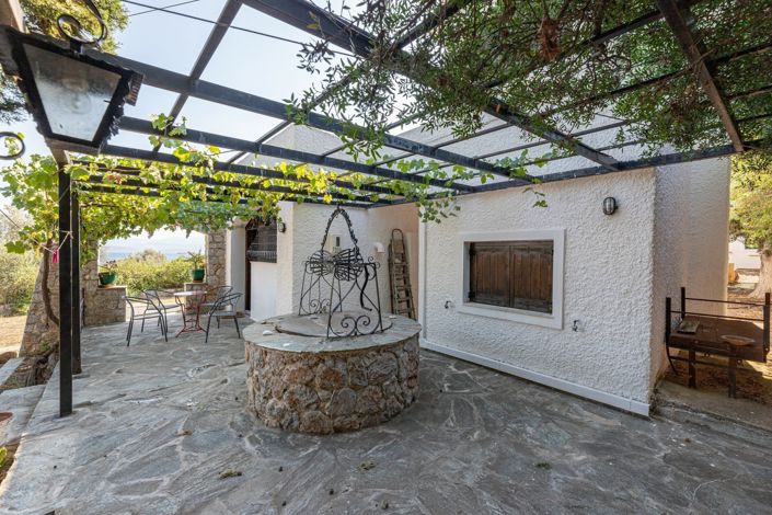 Image No.16-Maison de 4 chambres à vendre à Eretria