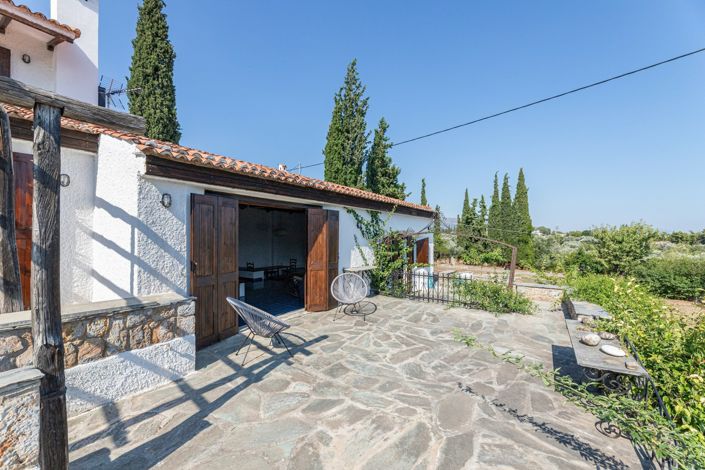 Image No.17-Maison de 4 chambres à vendre à Eretria