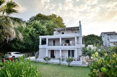 f67faeb9-83a0-4d3f-9b71-984f1a4d1e10