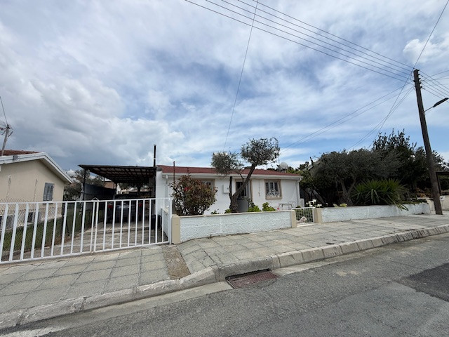 Image No.2-2 Bed Property for sale