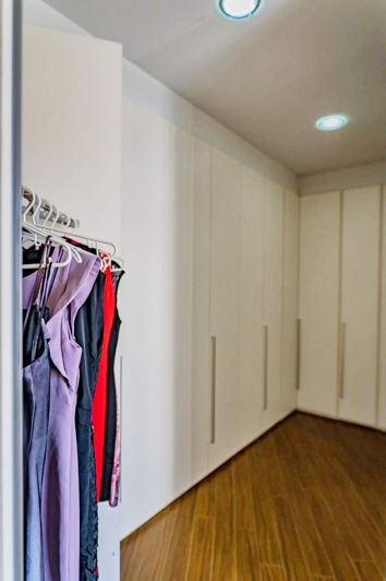 Image No.13-4 Bed Property for sale