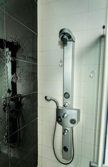 Image No.16-4 Bed Property for sale