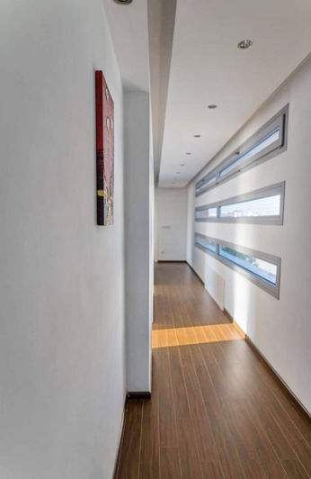 Image No.25-4 Bed Property for sale