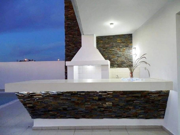 Image No.34-4 Bed Property for sale